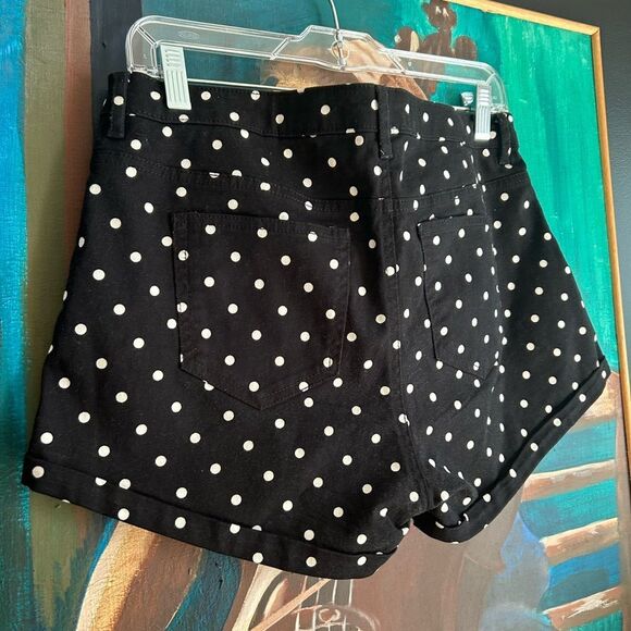 H&M Black and White Polka Dot High Waist Shorts 10 - Picture 4 of 15